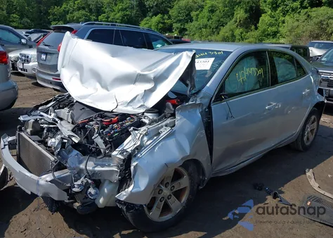 2015 Chevrolet Malibu 1Lt из США, поврежденный, VIN 1G11C5SL1FF349019